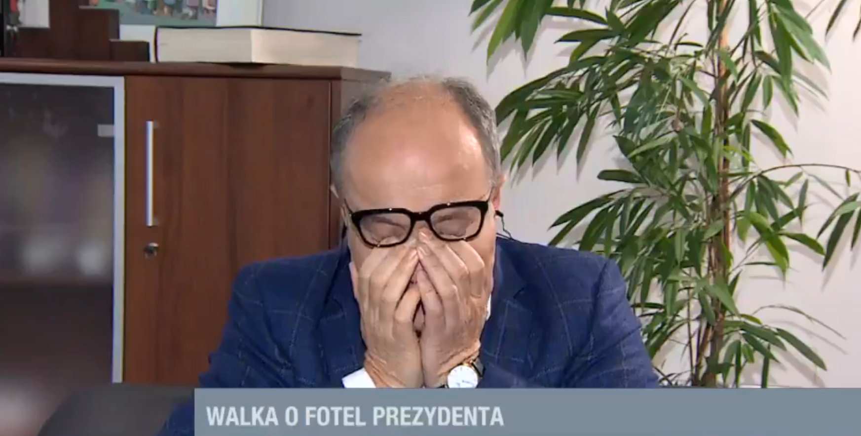 Włodzimierz Czarzasty sparodiował zachowanie Szymona Hołowni, który płakał mówiąc o konstytucji.