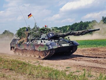Czołgi Leopard 1, zdjęcie ilustracyjne