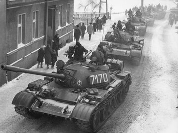 Czołgi T-55 podczas stanu wojennego w Zbąszyniu