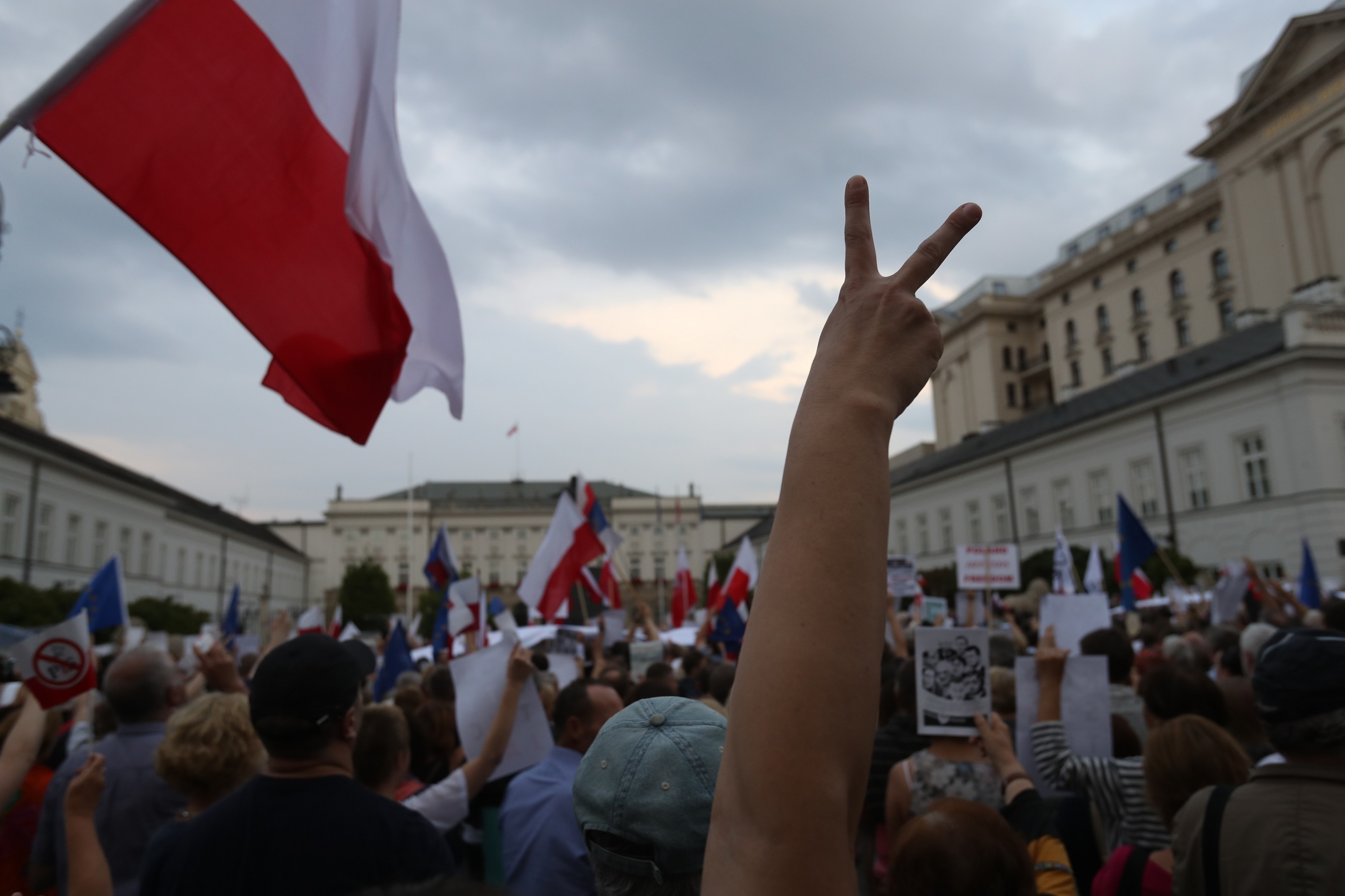 Protest pod Pałacem Prezydenckim