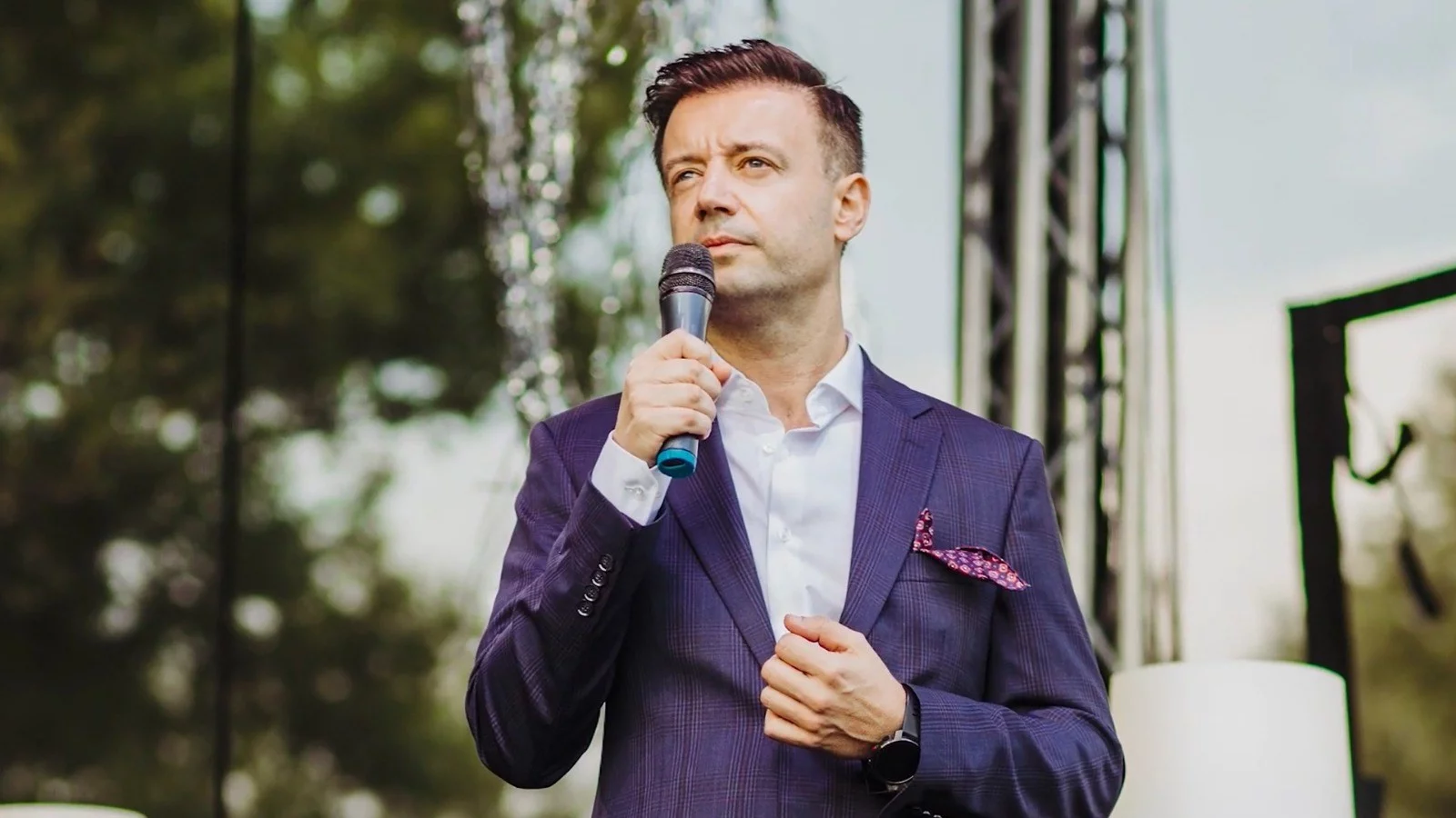 "Dentysta gwiazd" znowu w opałach. Piotr Trafidło musiał przeprosić