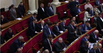 Deputowany Jacenko oddaje pięć głosów jednocześnie