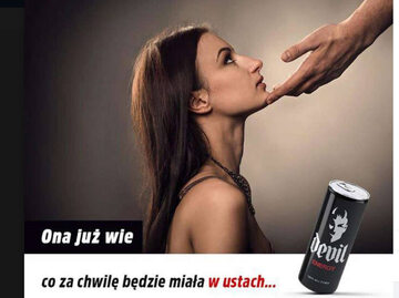 Devil Energy Drink musi przeprosić za skandaliczną reklamę