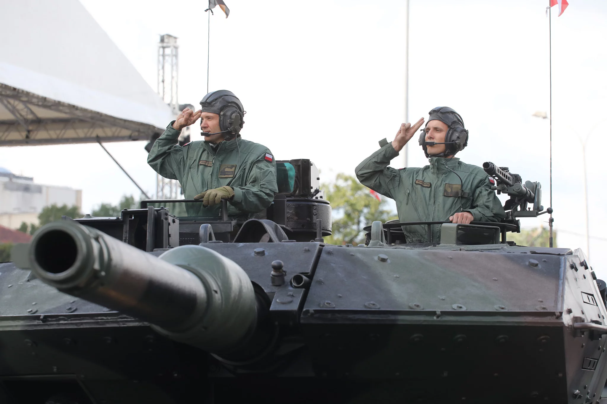 Żołnierze podczas defilady w Warszawie