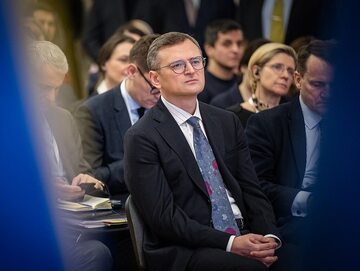Dmytro Kułeba, minister spraw zagranicznych Ukrainy. Obok szef polskiej dyplomacji Radosław Sikorski