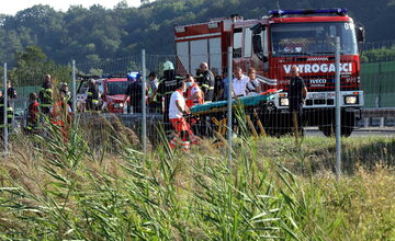 Do wypadku polskiego autobusu doszło około godziny 5.30 rano. Pojazd miał zjechać z drogi i wpaść do rowu.
