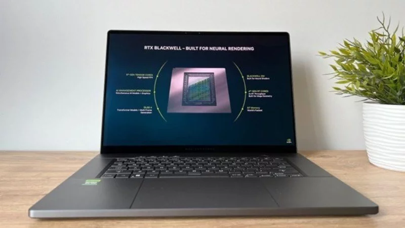 Laptop wyposażony w kartę graficzną NVIDIA GeForce RTX 5080