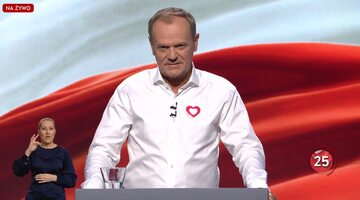 Donald Tusk podczas debaty w TVP