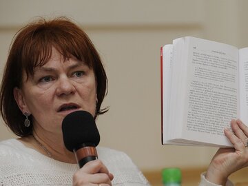 Dorota Kania jest współautorką serii ksiażek "Resortowe dzieci"