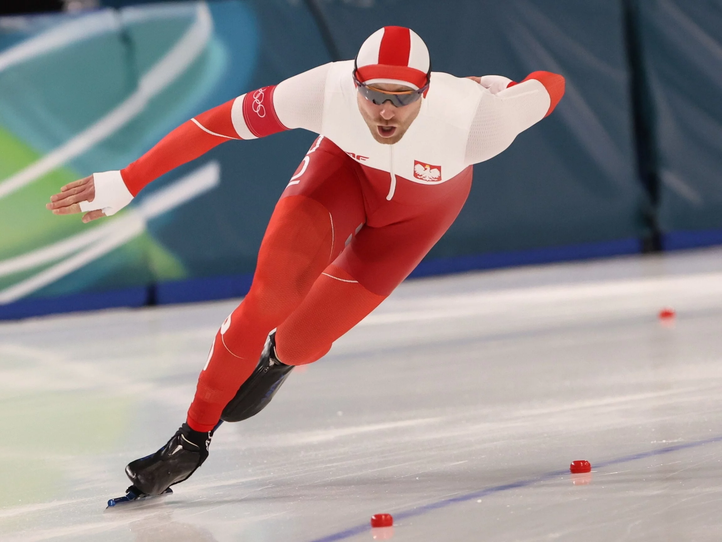 Łyżwiarz szybki Damian Żurek podczas zimowych igrzysk olimpijskich Mediolan-Cortina 2026