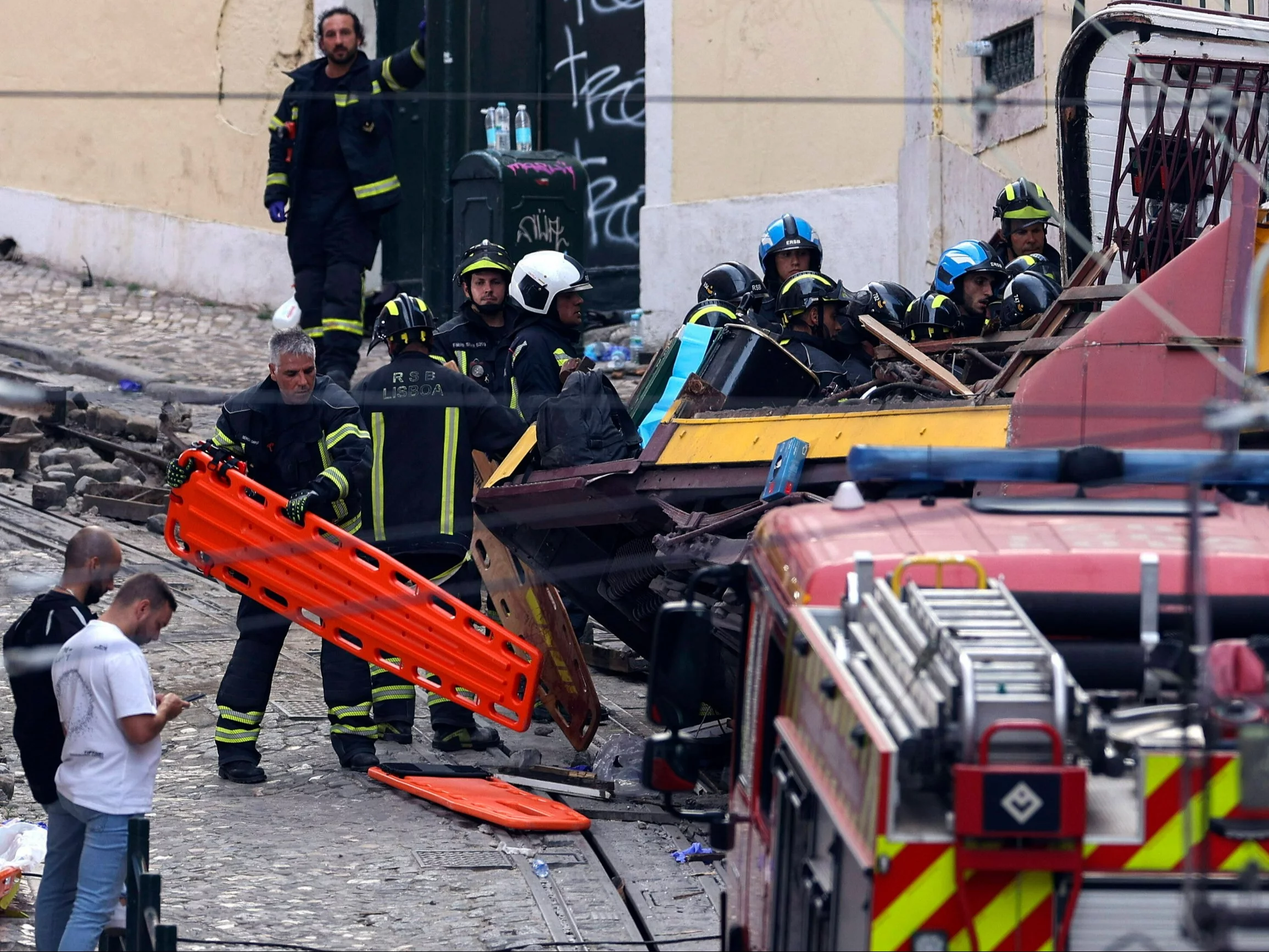 Wypadek popularnej wśród turystów kolejki w Lizbonie