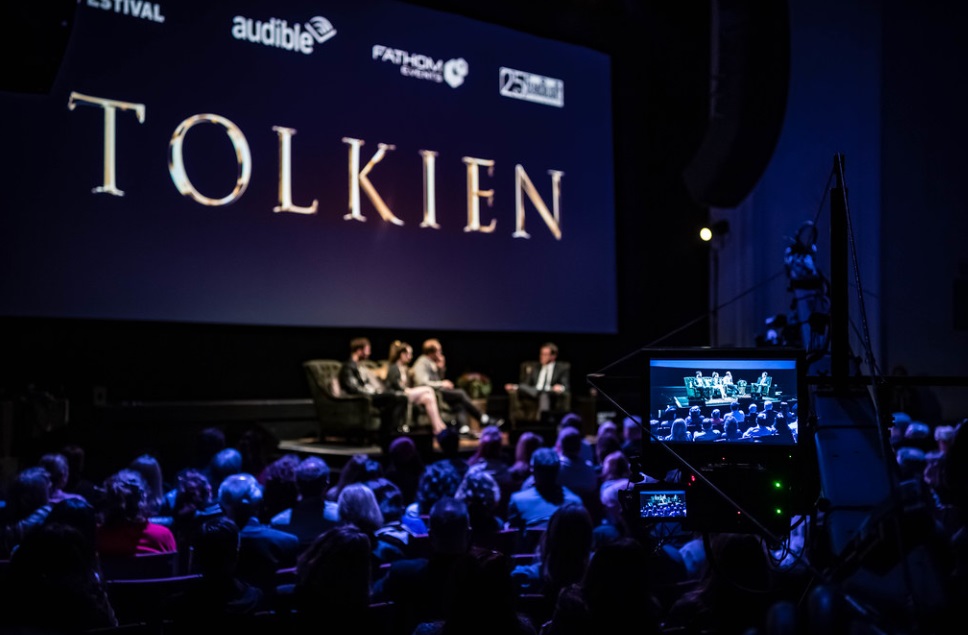 Pokaz filmu "Tolkien"