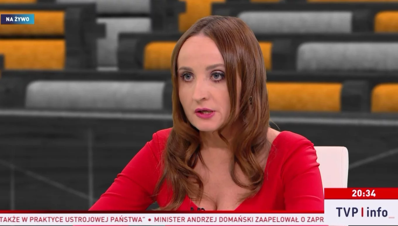 Justyna Dobrosz-Oracz w TVP Info