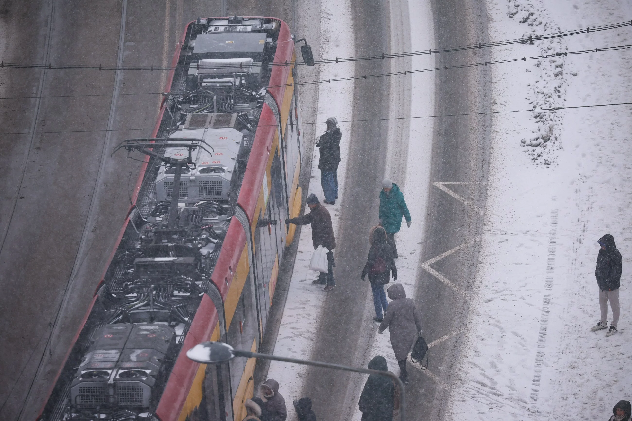 Intensywne opady śniegu w Warszawie