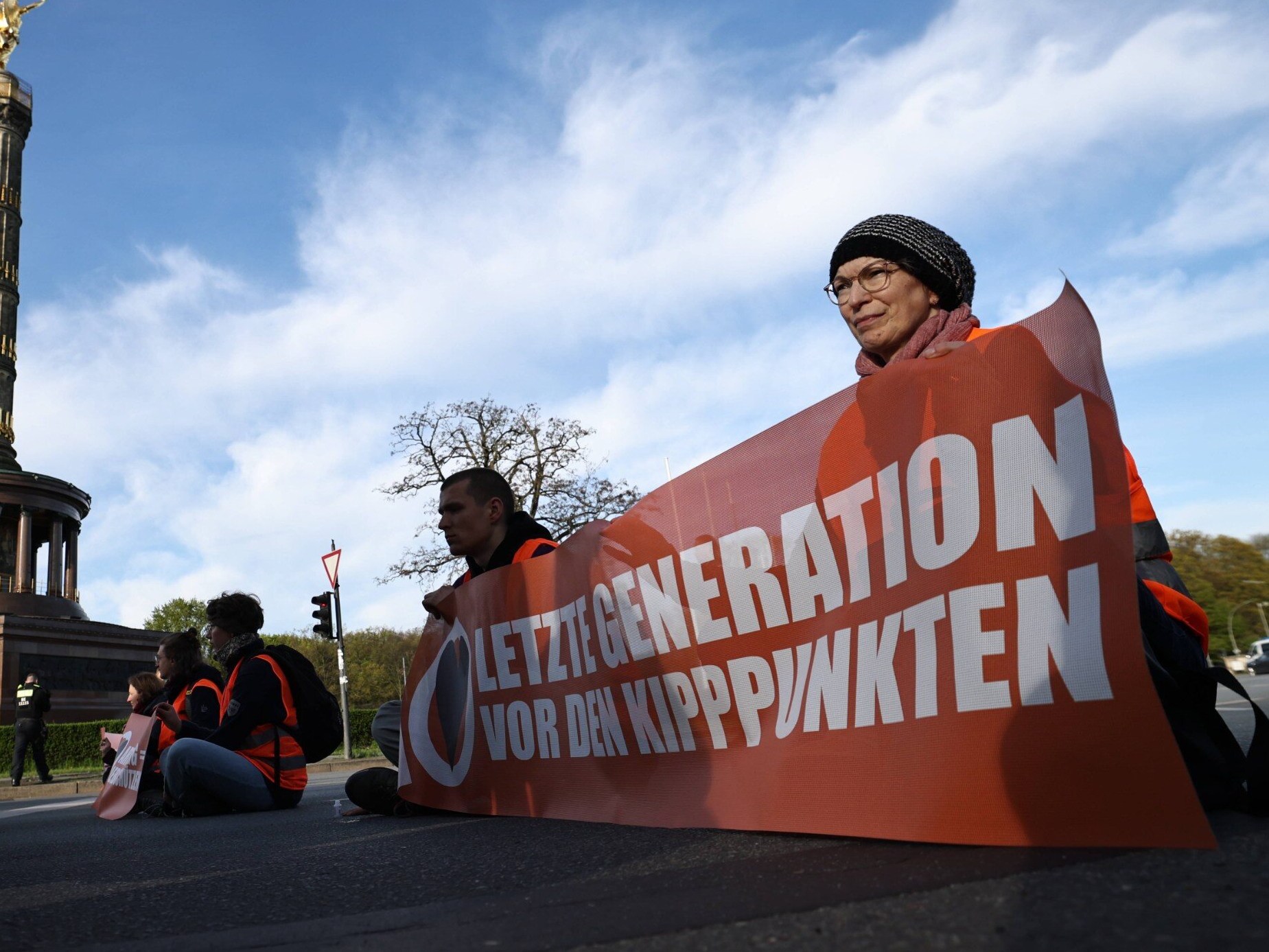 "Protest" "aktywistów klimatycznych" w Berlinie