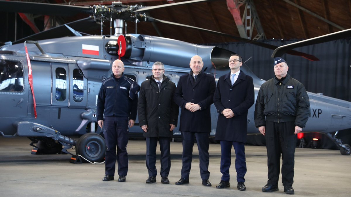 Przekazanie śmigłowców S-70i Black Hawk dla polskiej Policji