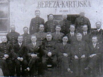 Dyrekcja polskiego obozu Bereza Kartuska