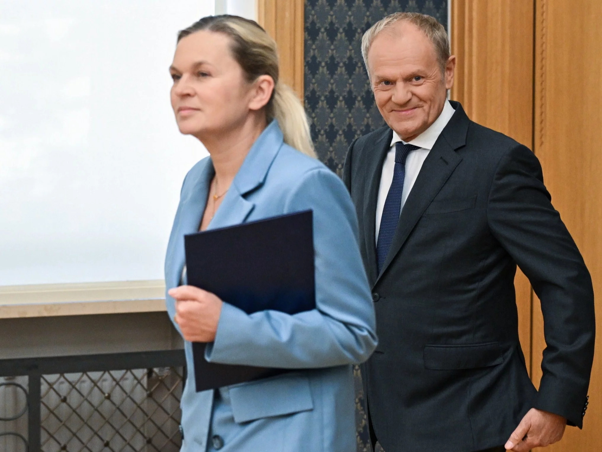 Premier Donald Tusk, minister edukacji Barbara Nowacka