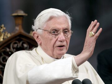 Emerytowany papież Benedykt XVI