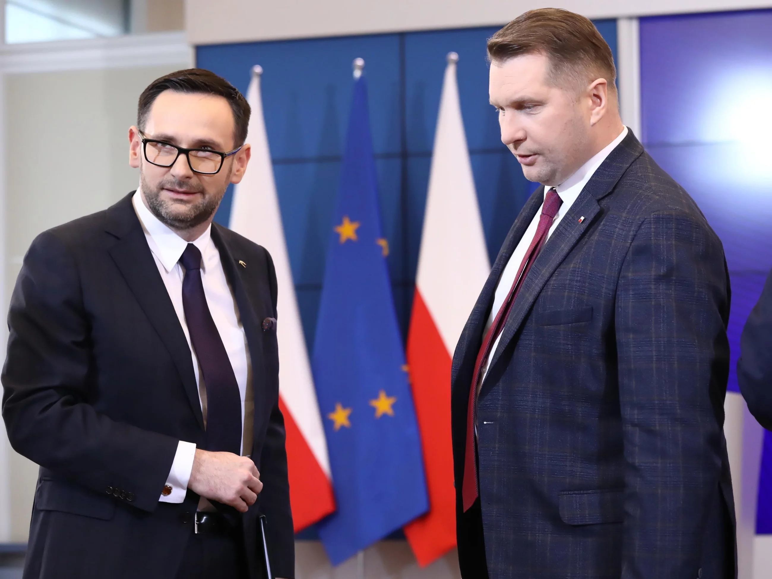 Prezes Orlenu Daniel Obajtek oraz minister edukacji i nauki Przemysław Czarnek