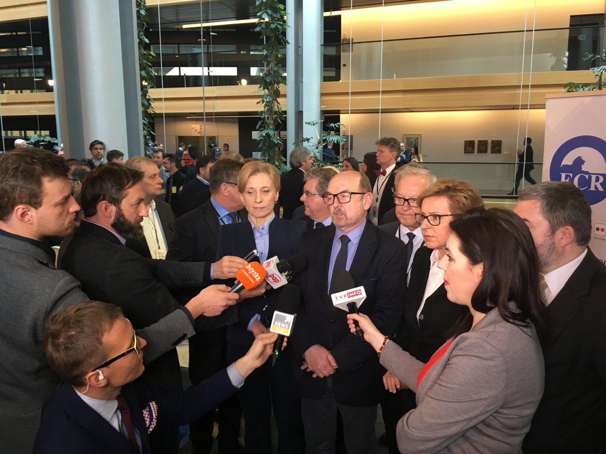 Konferencja europosłów PiS