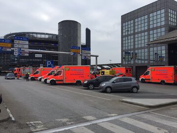Ewakuacja lotniska w Hamburgu