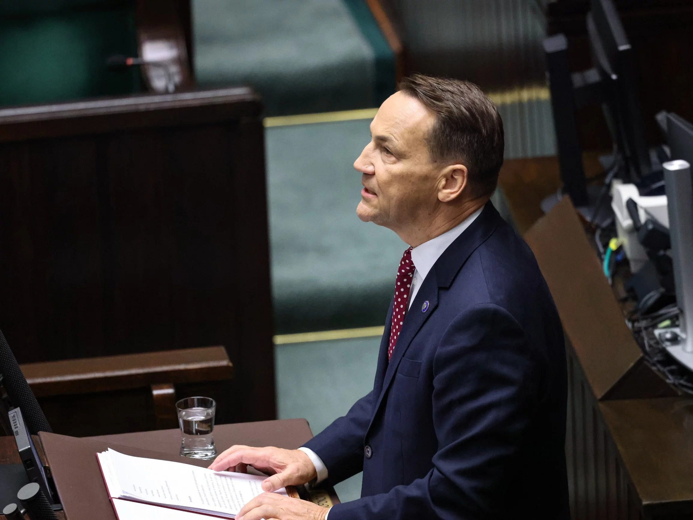 Radosław Sikorski, szef MSZ