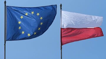 flaga UE, flaga Polski , Zdjęcie ilustracyjne