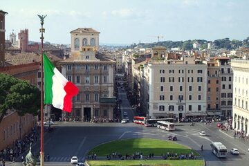 Flaga Włoch w Rzymie