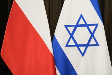 Flagi Polski i Izraela, zdjęcie ilustracyjne