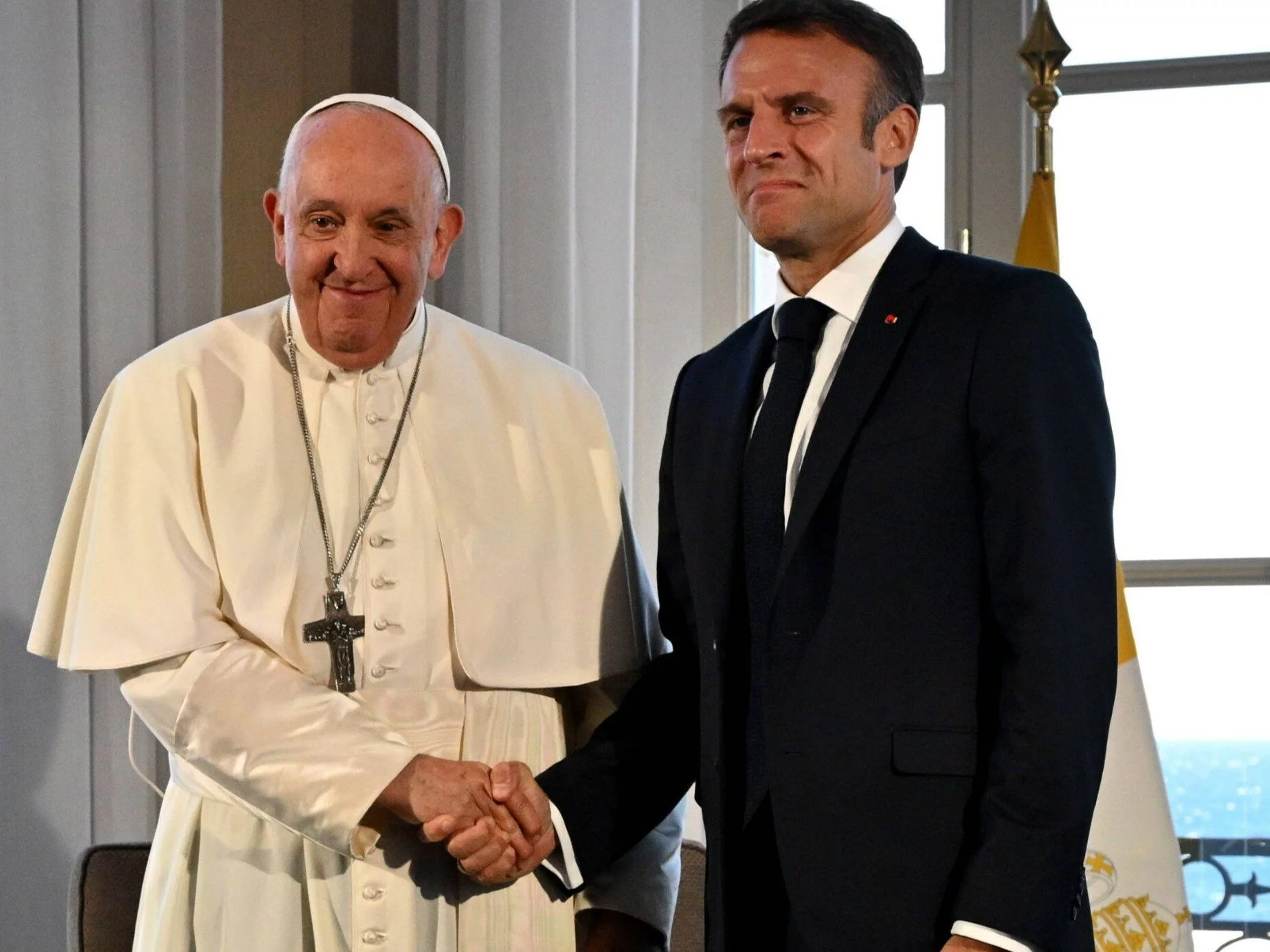 Papież Franciszek i prezydent Francji Emmanuel Macron