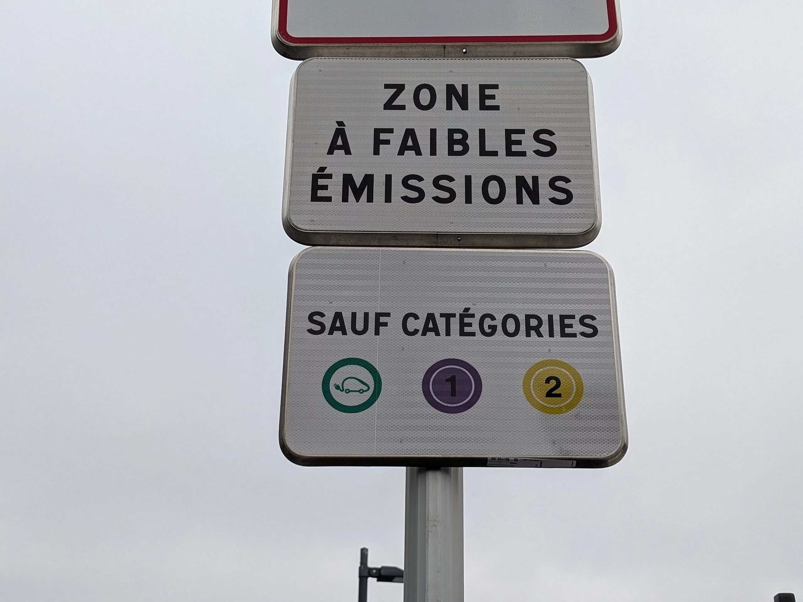 Francja. Strefa niskiej emisji (ZFE) w Lyonie