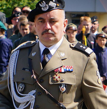 Gen. Jarosław Mika