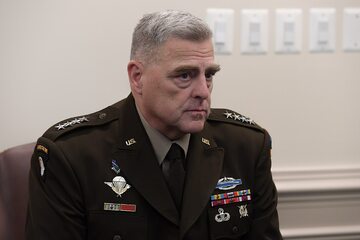 Gen. Mark Milley w Pentagonie