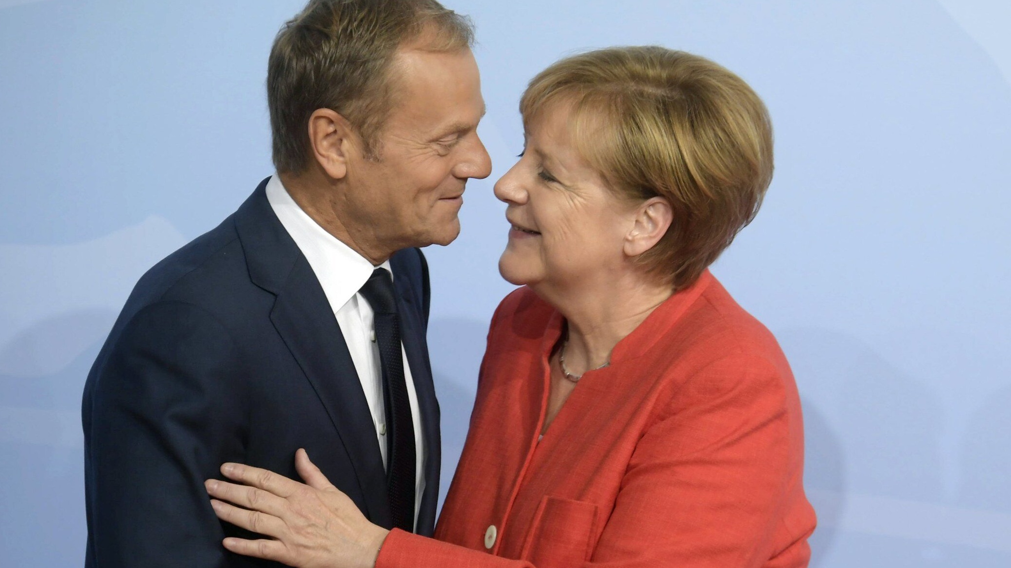 Donald Tusk, Angela Merkel