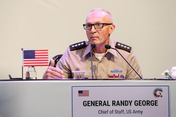 Generał Randy George