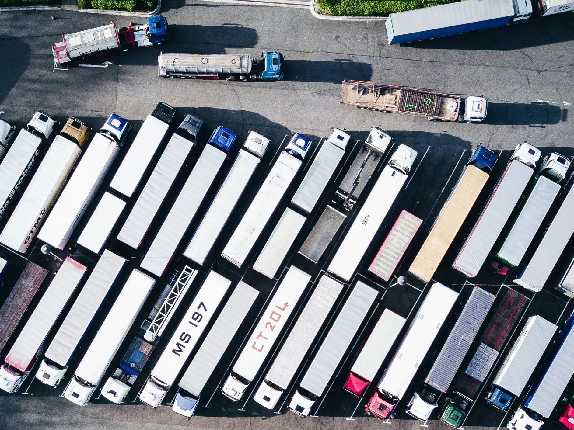 Gigantyczne ciężarówki w Polsce? Przewoźnicy biją na alarm