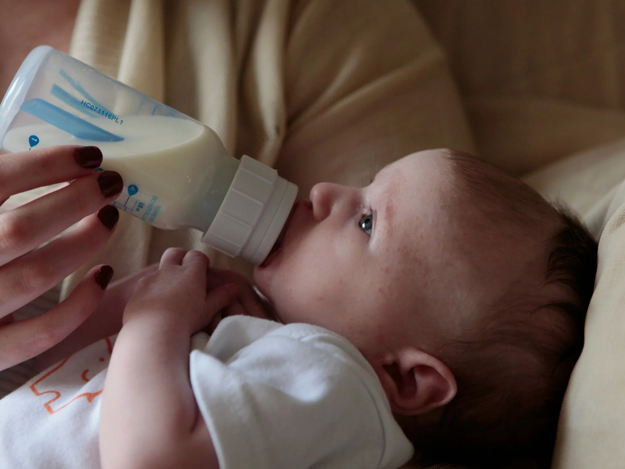 Karmienie dziecka z butelki