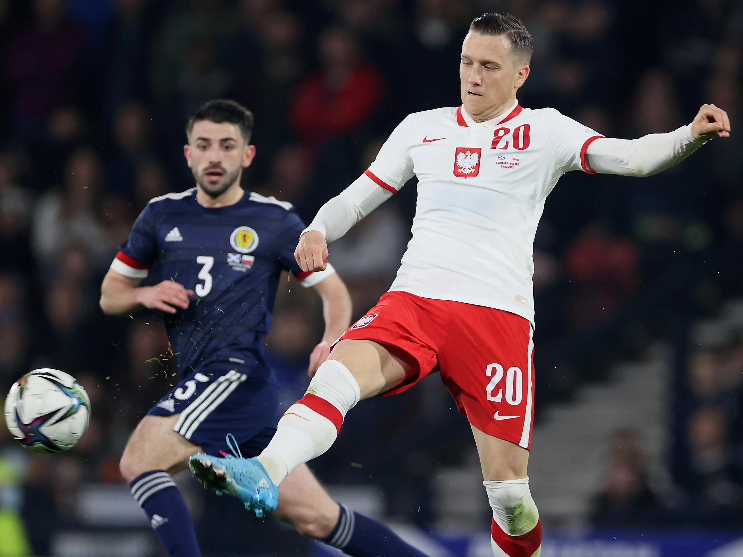 Piotr Zieliński podczas meczu towarzyskiego ze Szkocją