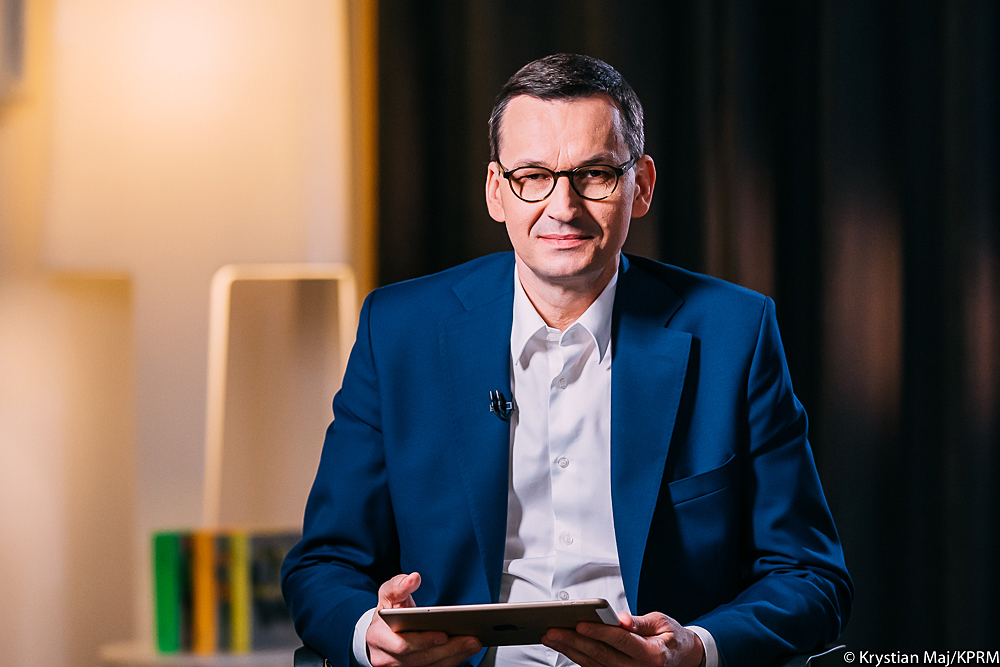 Premier Morawiecki podczas sesji Q&A na Facebooku