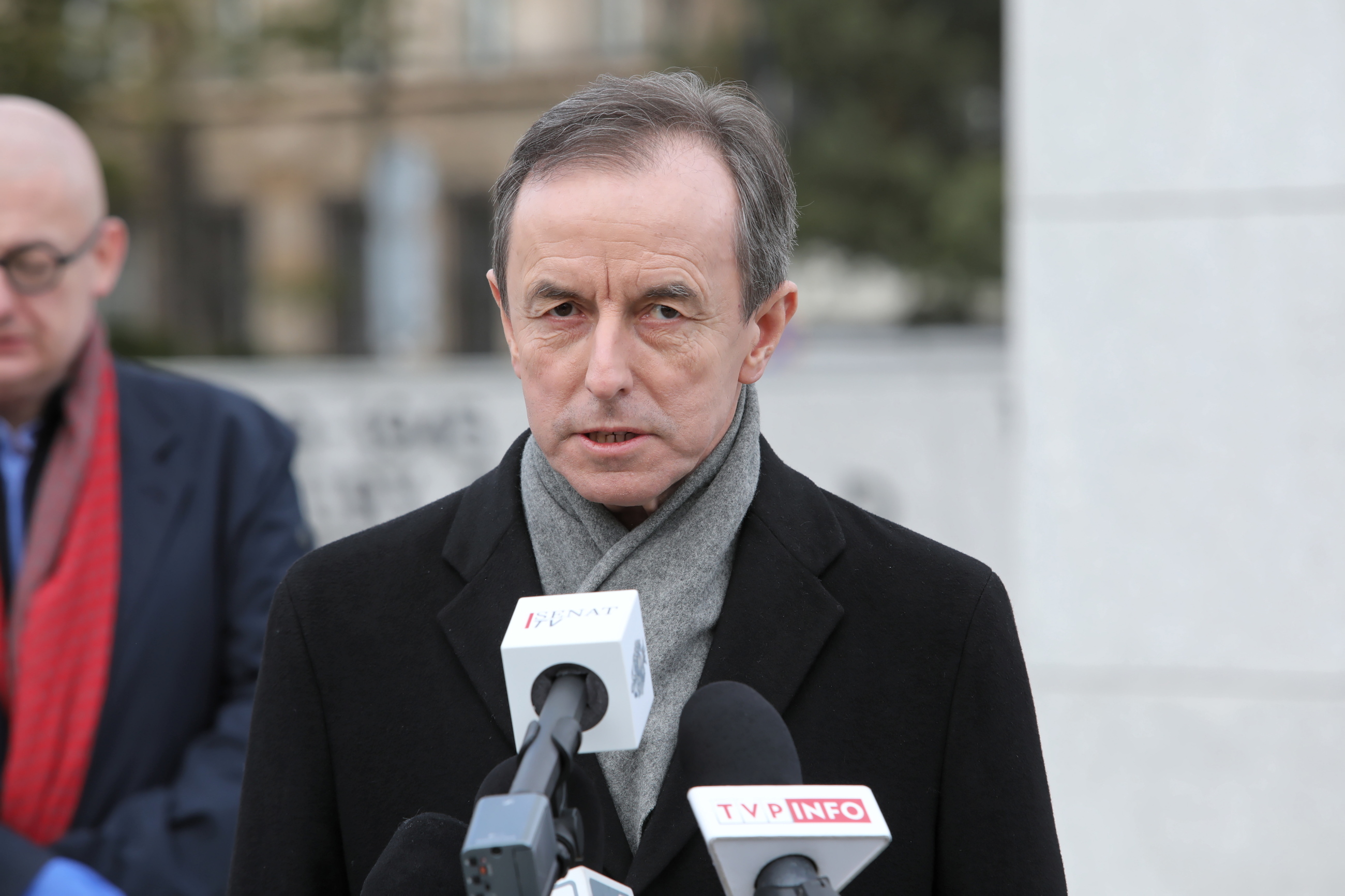 Tomasz Grodzki podczas konferencji prasowej