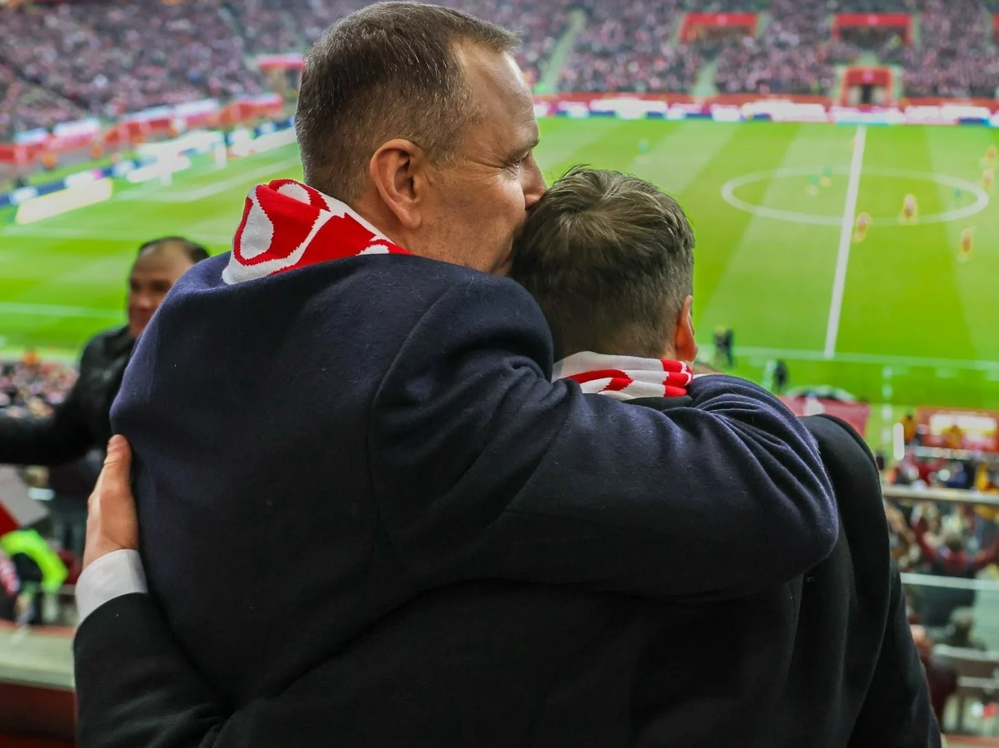 Prezydent Karol Nawrocki na meczu z synem