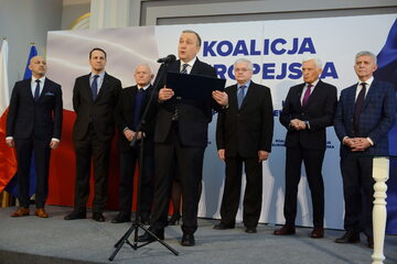 Grzegorz Schetyna, Jerzy Buzek, Kazimierz Marcinkiewicz, Włodzimierz Cimoszewicz, Leszek Miller, Marek Belka i Radosław Sikorski
