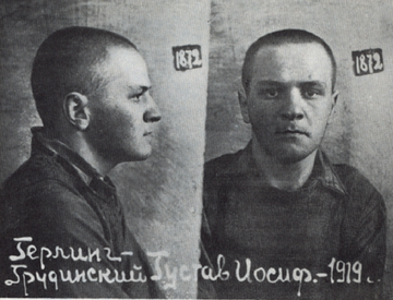 Gustaw Herling-Grudziński po aresztowaniu przez NKWD, 1940 r.