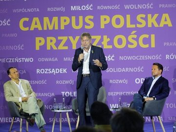 Guy Verhofstadt, Radosław Sikorski i Rafał Trzaskowski dyskutują na Campus Polska