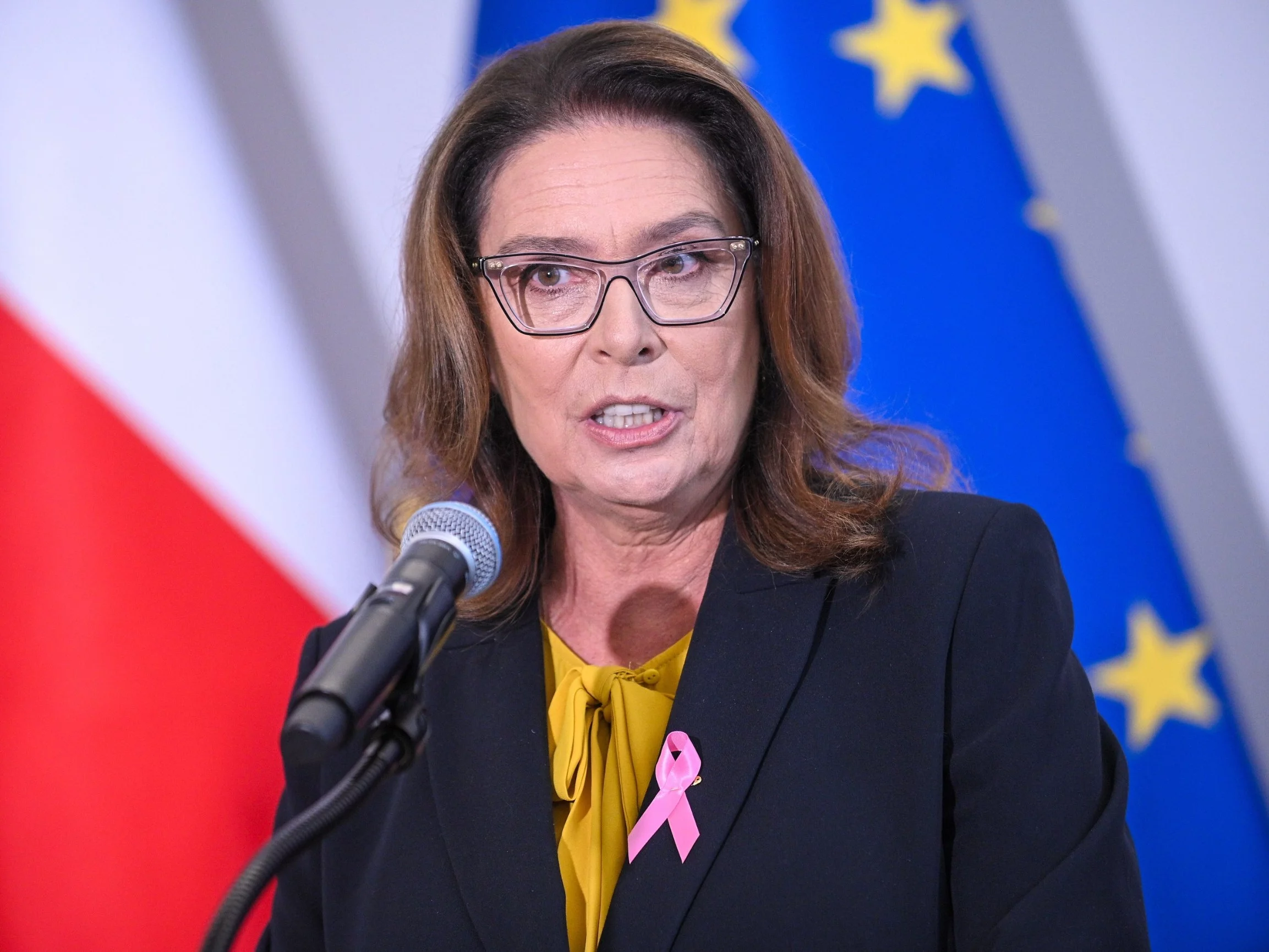 "Haniebne". Kidawa-Błońska oburzona obecnością Simiona