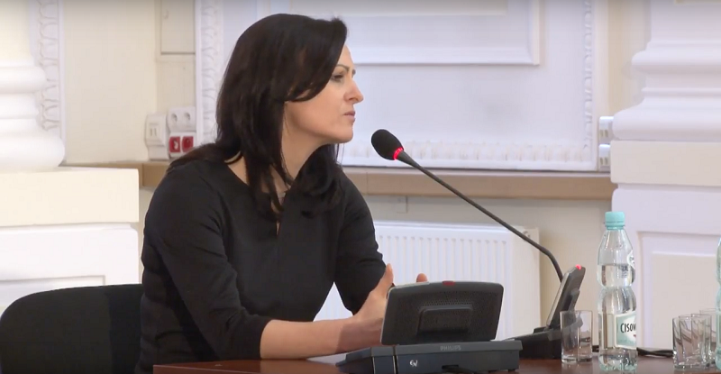 Urzędniczka stołecznego Ratusza przed komisją weryfikacyjną