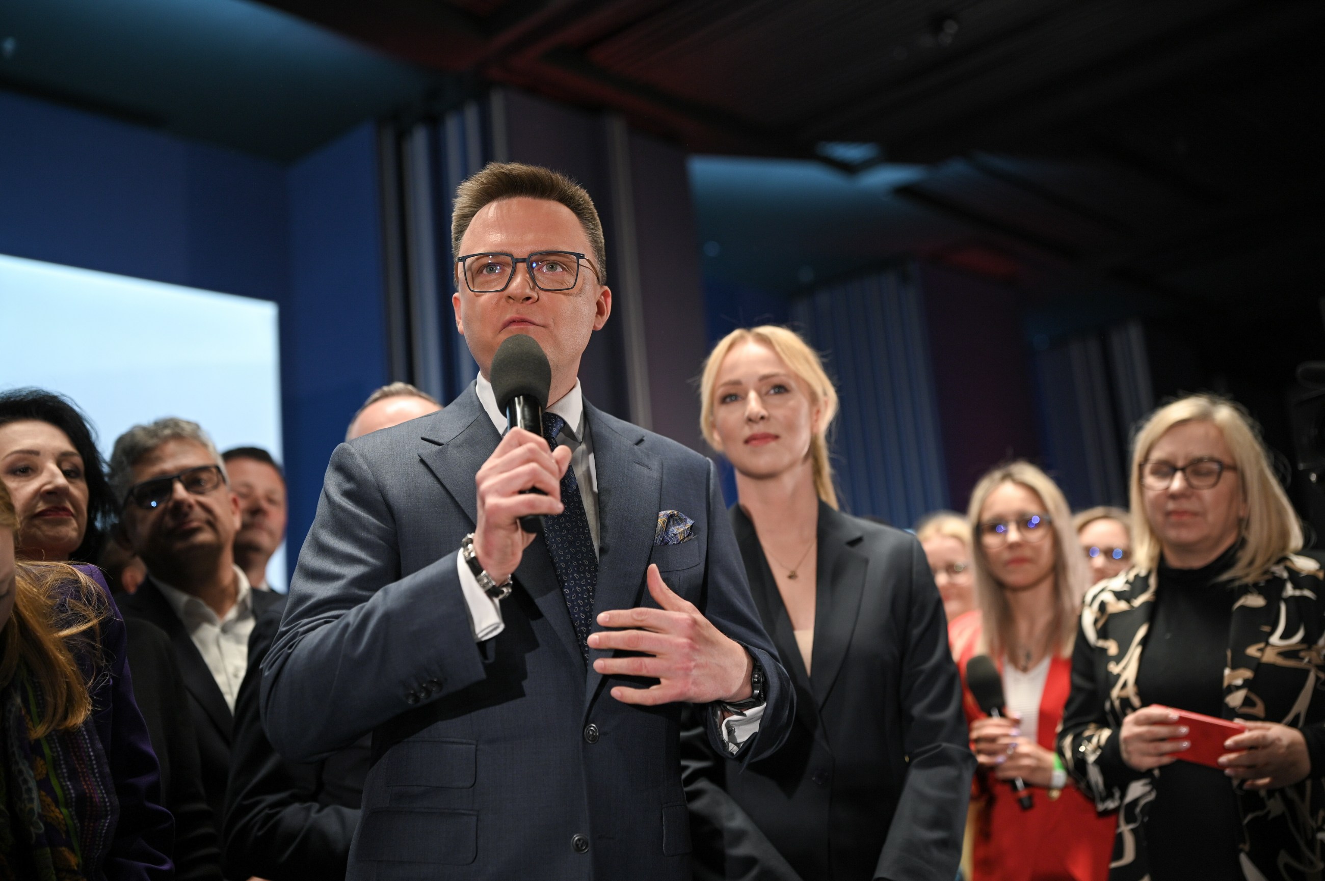 A disastrous consequence  for Hołownia. "We paid for being in the coalition"