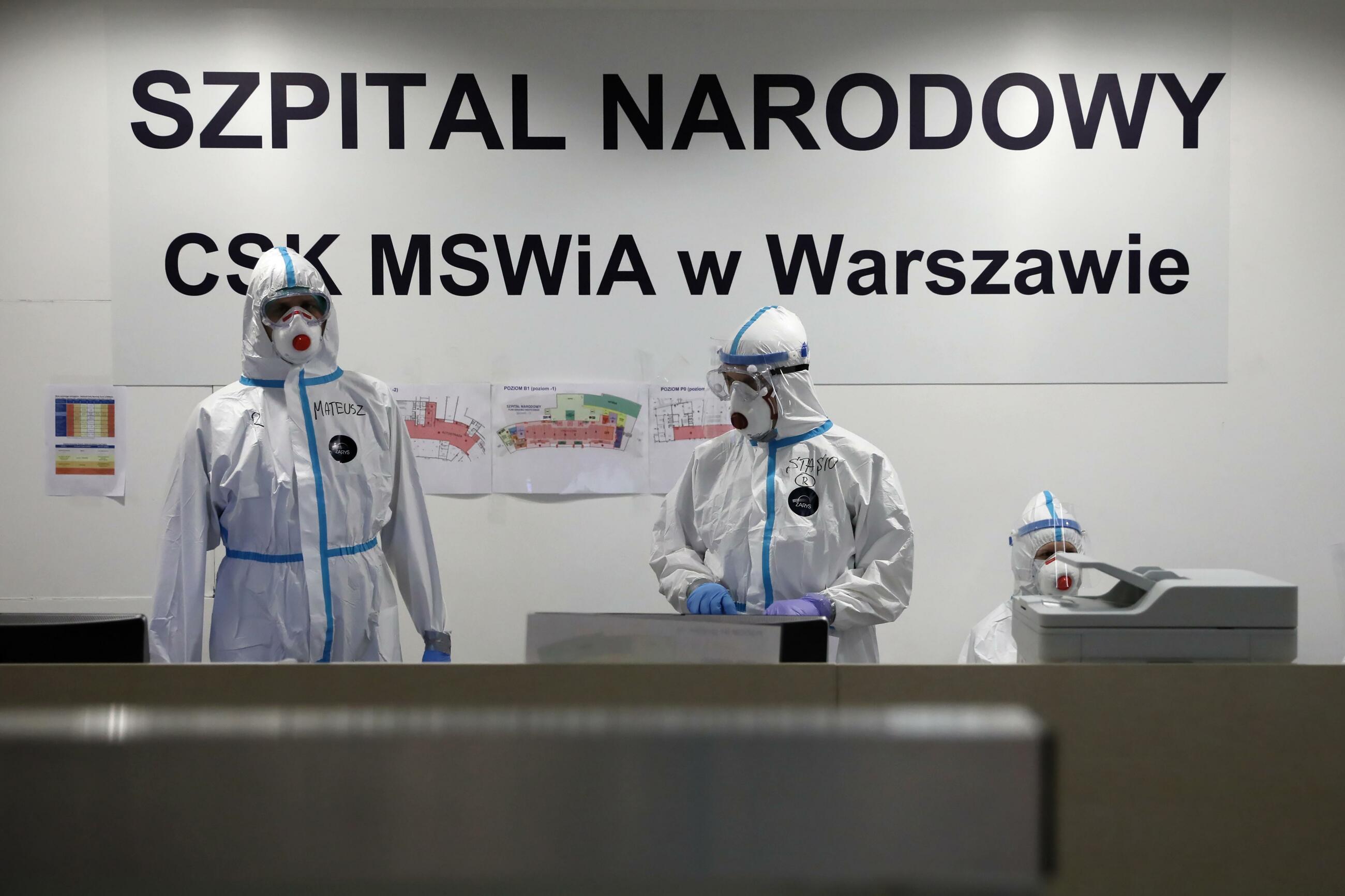 Tymczasowy szpital na Stadionie Narodowym