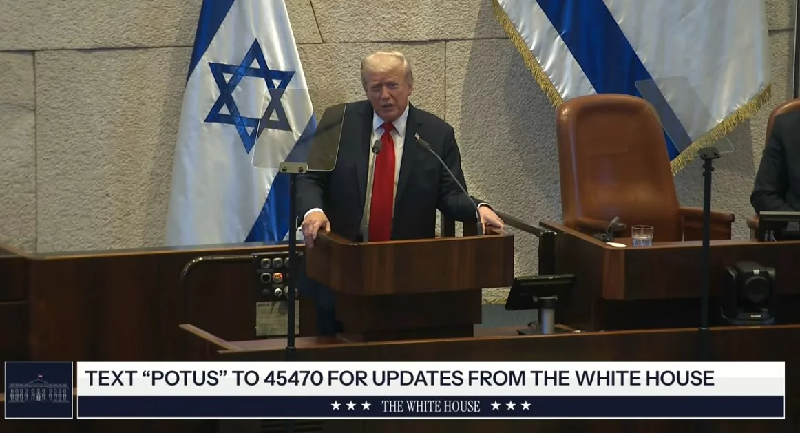 An unpleasant incidental  in the Knesset. Trump's speech was interrupted